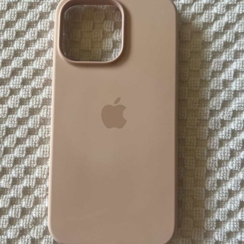 Apple iPhone 13 Pro Silicone Case w/MagSafe – Chalk Pink. Color shown last pic